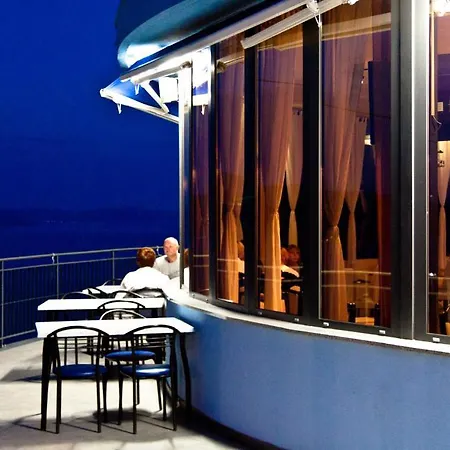 Flanona Hotel
