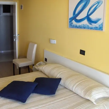 Hotel Flanona 3*