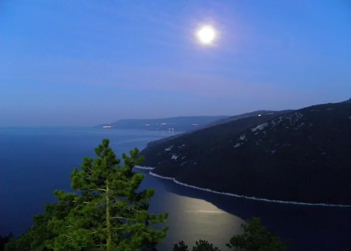 Flanona ホテル プロミン